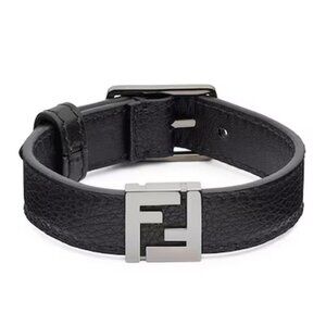 $380 Fendi Classic FF Leather Bracelet Size S